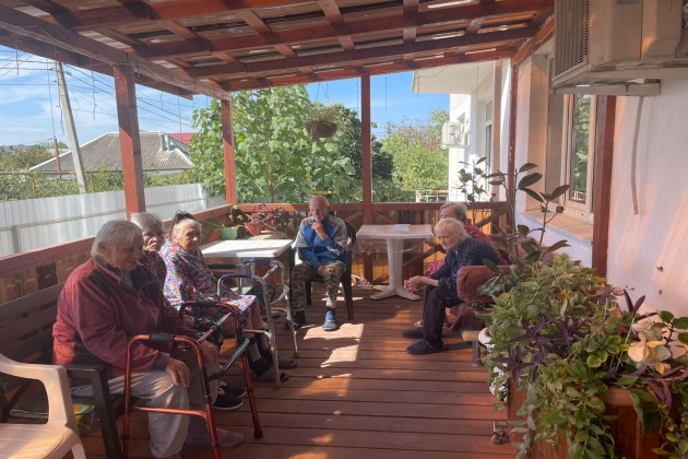 Пансионат для пожилых «Времена года» в Краснодаре — холл