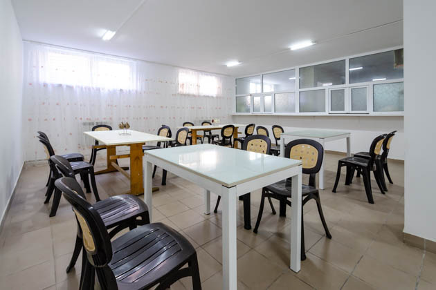 Пансионат для пожилых «Времена года» в Краснодаре — столовая